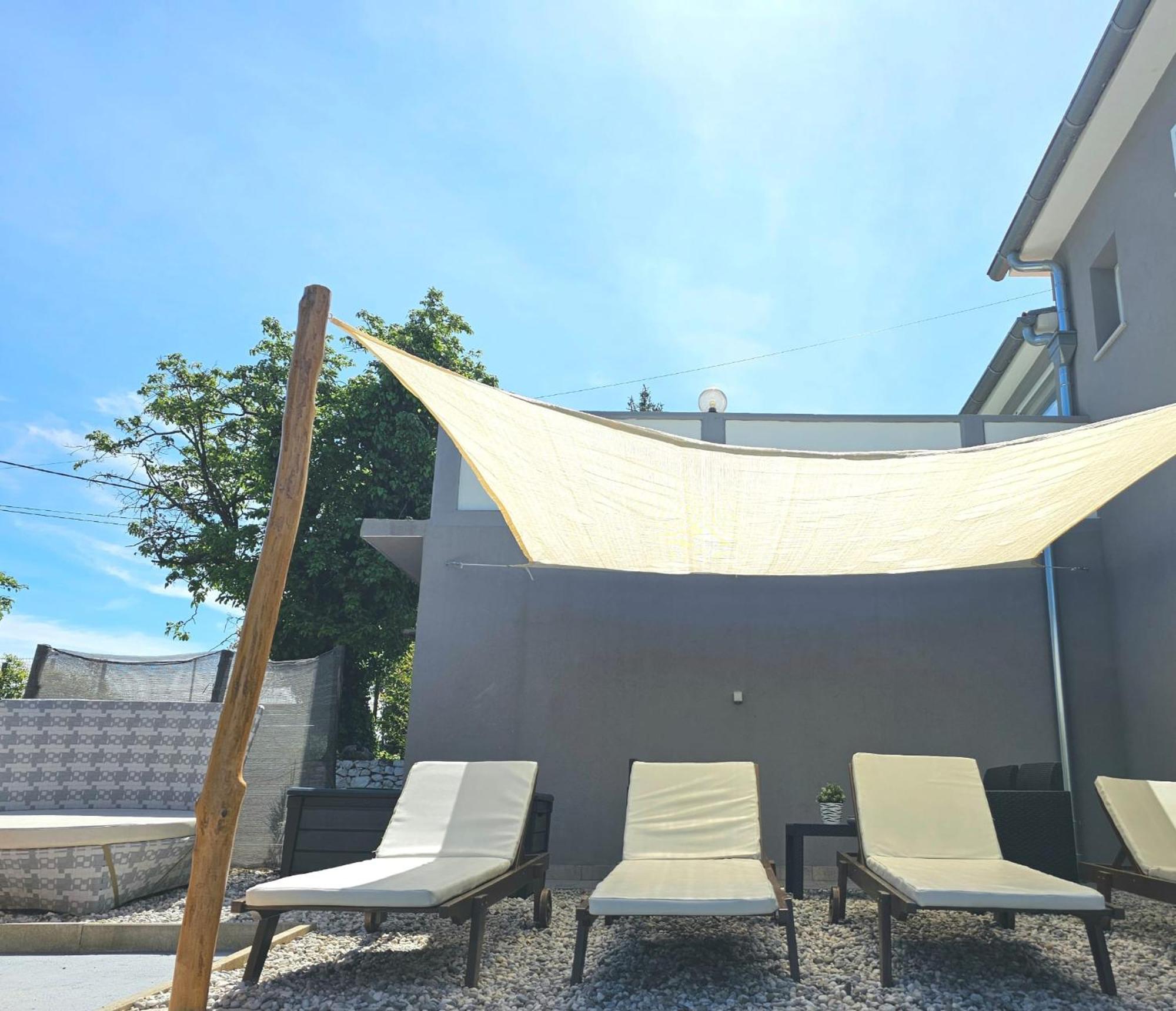 Apartman Goga With Pool And Jacuzzi Labin  Exterior foto