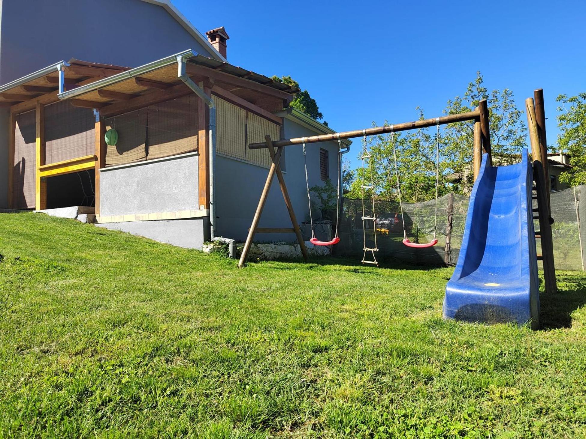 Apartman Goga With Pool And Jacuzzi Labin  Exterior foto